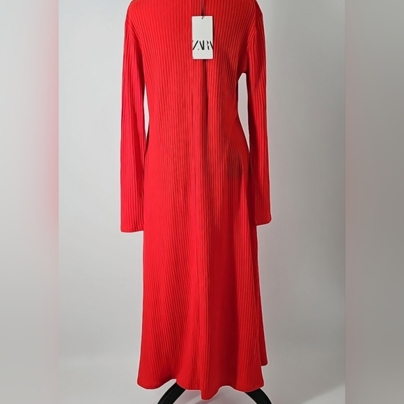 Zara Bright Red Crew Neck Ribbed Stretchy Fit & Flare Long Sleeve Midi Dress - Picture 8 of 10